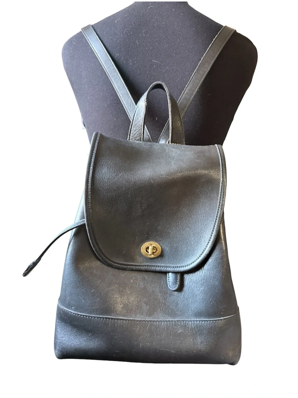 black coach twist lock backpack purse Women's Turnlock One Size : Clothing, Shoes & Jewelry front turnlock pockets and side kisslock pockets inspired by vintage coin purses Coach Mini Turnlock backpack -